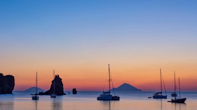 isole eolie traghetti per isole eolie