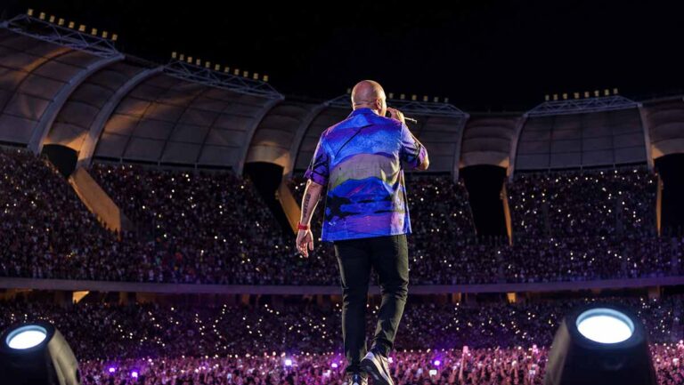 Max Pezzali a Bari stadio San Nicola