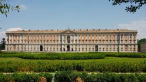 Facciata della Reggia di Caserta