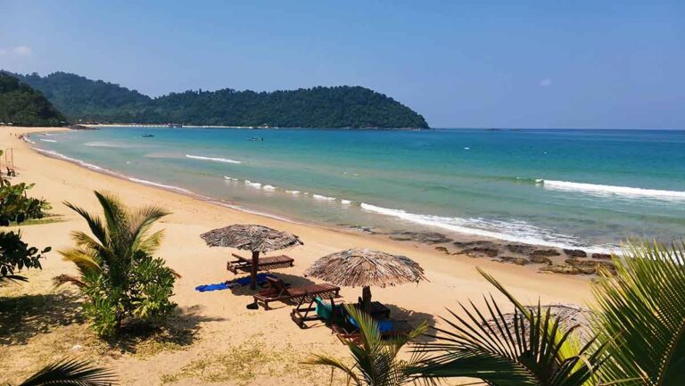 Una delle spiagge tropicali più belle al mondo