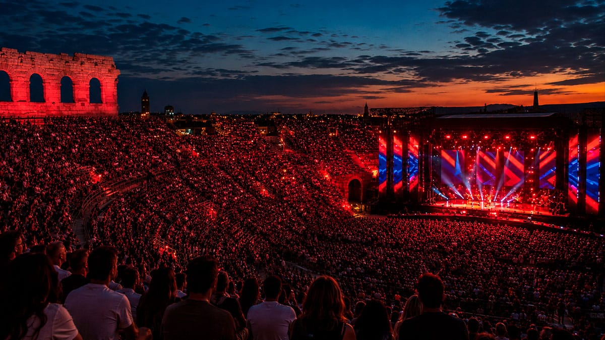 Platea RTL Power Hits Estate all'Arena di Verona