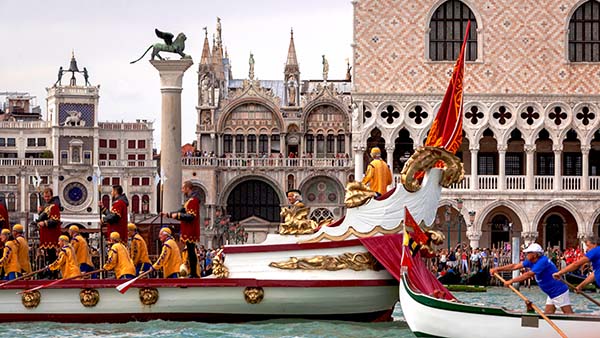 Regata davanti Piazza San Marco