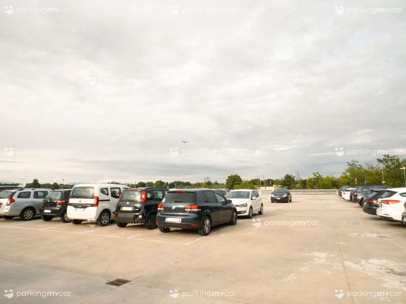 Posti auto scoperti King Parking - Aeroporto Malpensa
