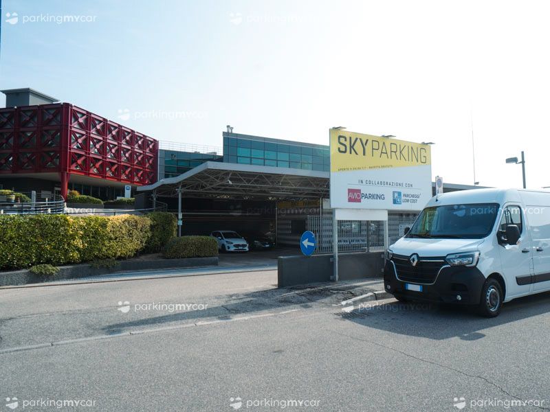 Ingresso Sky Parking - Aeroporto Verona