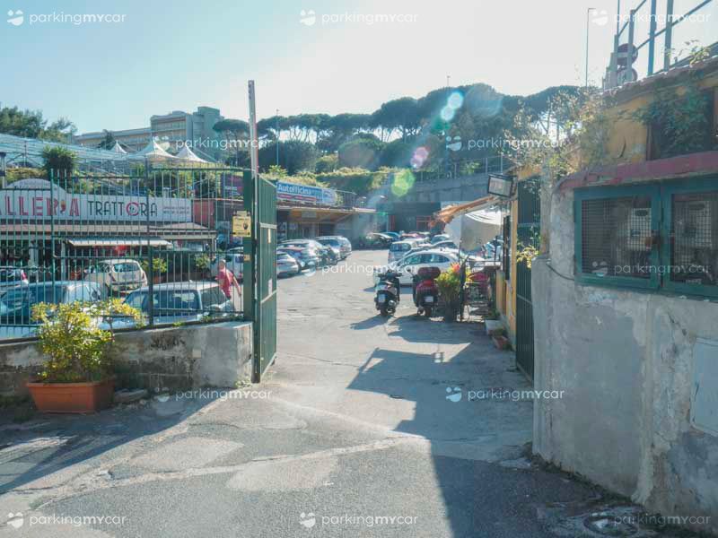 Ingresso Gran Garage Colli Aminei - Porto Napoli