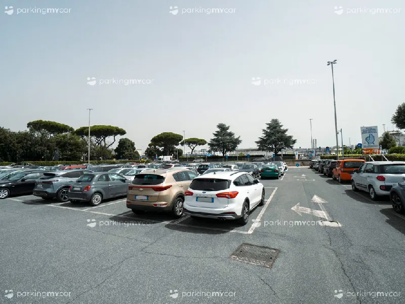 Posti auto scoperti easy parking P5 - Aeroporto Roma Ciampino