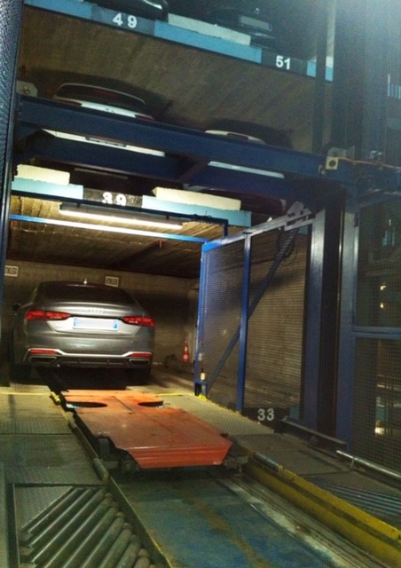 Posti auto al coperto Autosilo 4 Novembre - Milano stazione centrale | ParkingMyCar