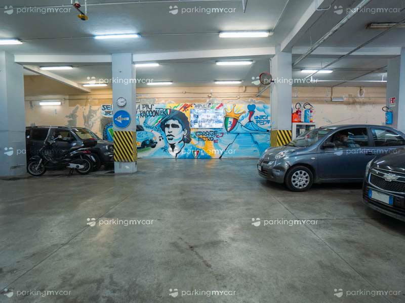 Parcheggi coperti Garage Metro 82 - Aeroporto Napoli