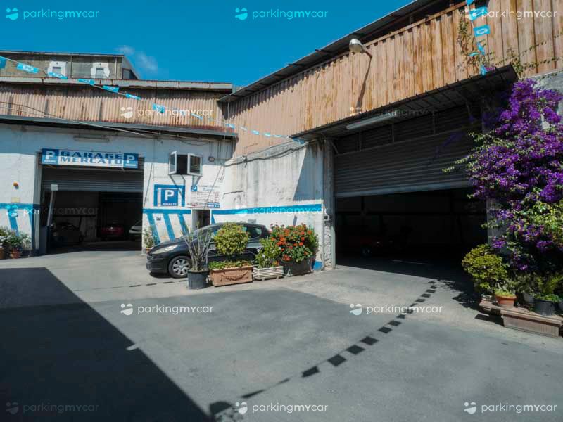 Ingresso Garage Rinaldi - Napoli centro città
