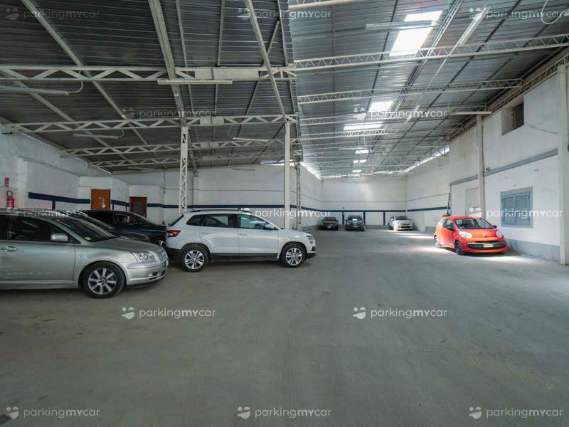 Parcheggi coperti Garage Rinaldi - Napoli centro città