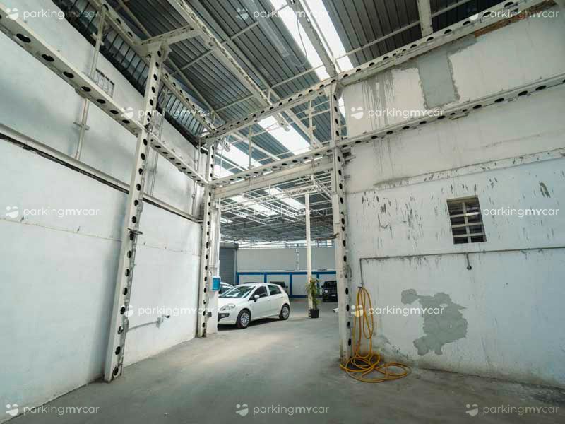 Parcheggi coperti Garage Rinaldi - Napoli centro città