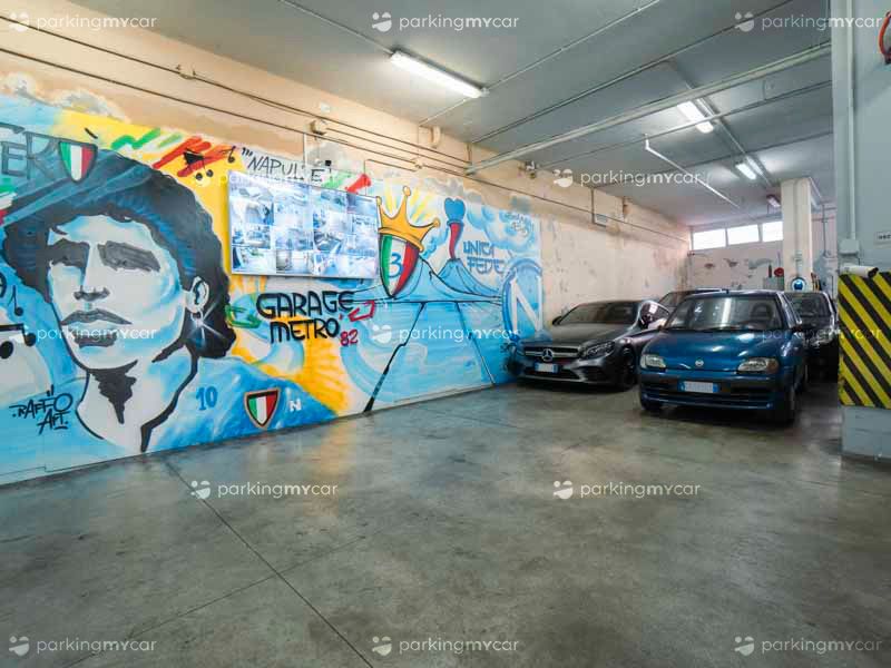 Parcheggi coperti Garage Metro 82 - Napoli centro città