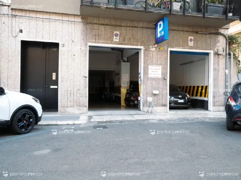 Ingresso Garage Signorile - Bari città
