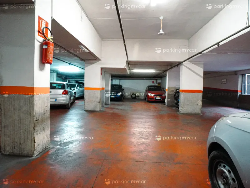 Parcheggi coperti Garage Tiemme - Bari stazione centrale