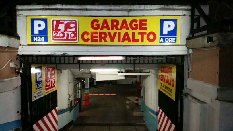Ingresso Garage Cervialto - Roma centro città