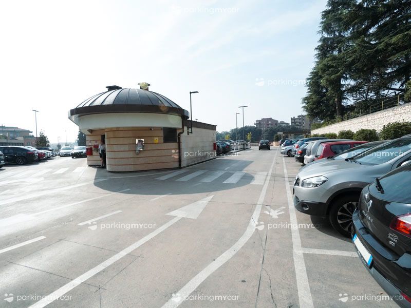 Posti auto scoperti Parcheggi al coperto SABA Borgo Trento - Verona centro città