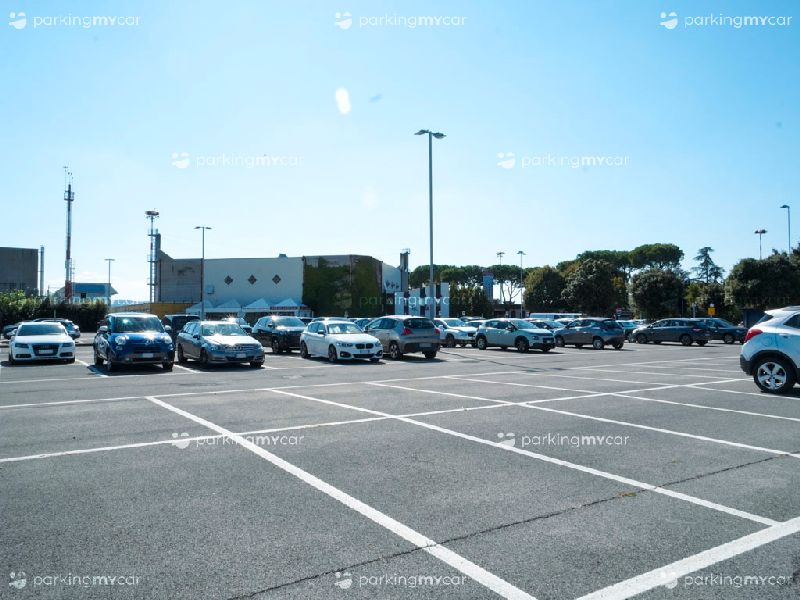 Posti auto all'aperto Airport P3 - Aeroporto Forlì