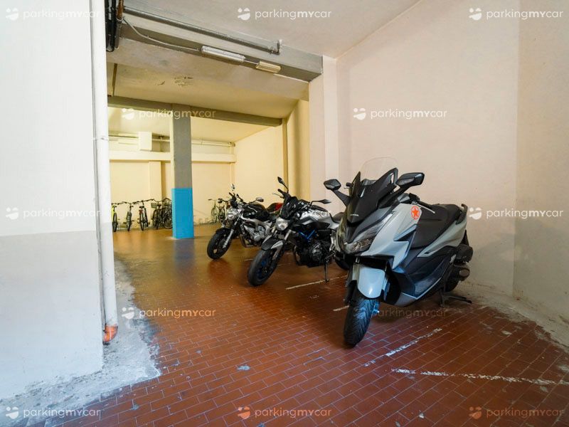 Sosta scooter Muoviamo Tanucci - Firenze centro città