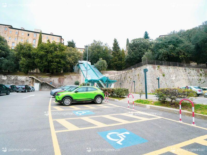 Posti auto per disabili presso SABA Pellini - Perugia centro città