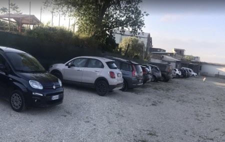 Posti auto scoperti  Parking Cars Napoli - Aeroporto Napoli Capodichino