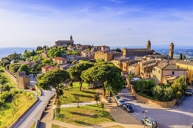 Vista panoramica su Montalcino