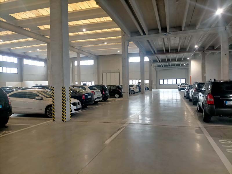 AirParking - Aeroporto Malpensa Posti auto all'interno AirParking - Aeroporto Malpensa