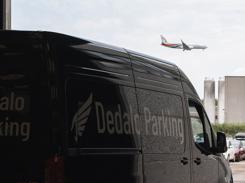 Dedalo Parking - Aeroporto Malpensa Navetta per il terminal - Dedalo Parking
