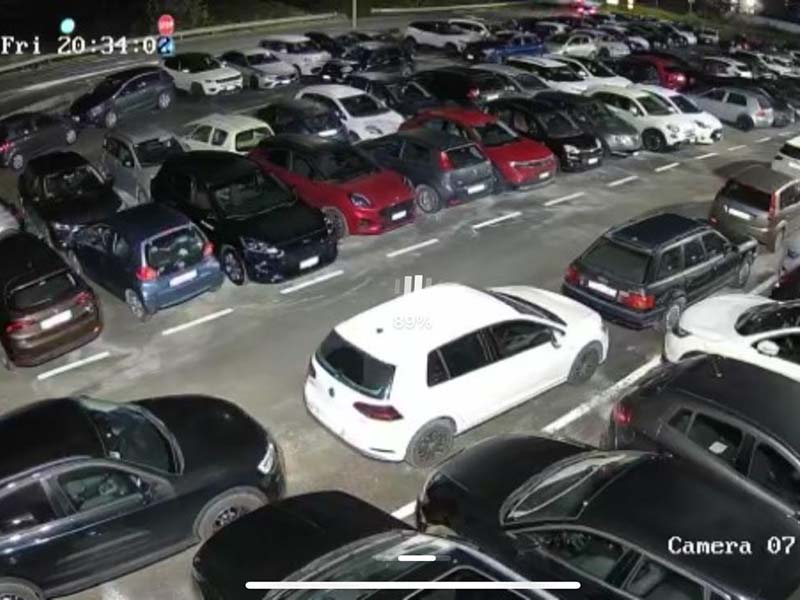 Unirei Parking - Stazione Lamezia Terme Posti auto scoperti Unirei Parking - Aeroporto Lamezia Terme