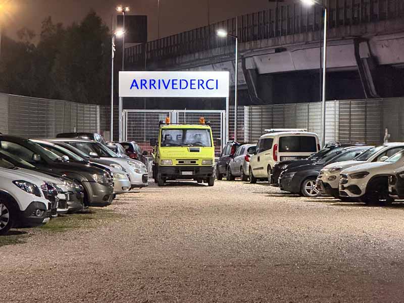 Qui Parking - Aeroporto Napoli Uscita Qui Parking - Aeroporto Napoli