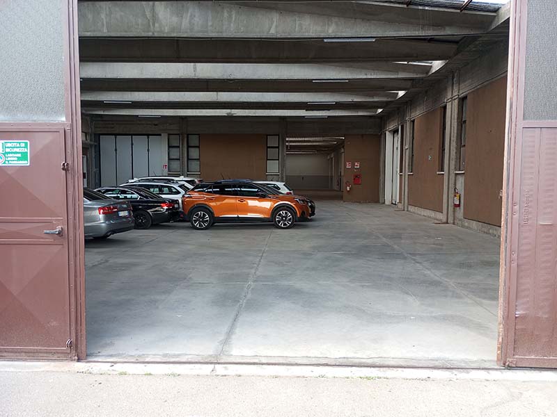 Emy Car Parking - Aeroporto Malpensa Ingresso parcheggio coperto Emy Car Parking
