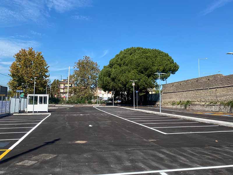 Parcheggio Capodichino - Aeroporto Napoli Posti auto all'aperto Parcheggio Capodichino - Aeroporto Napoli