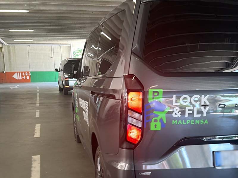 Dettagli posteriore navetta di Lock & Fly