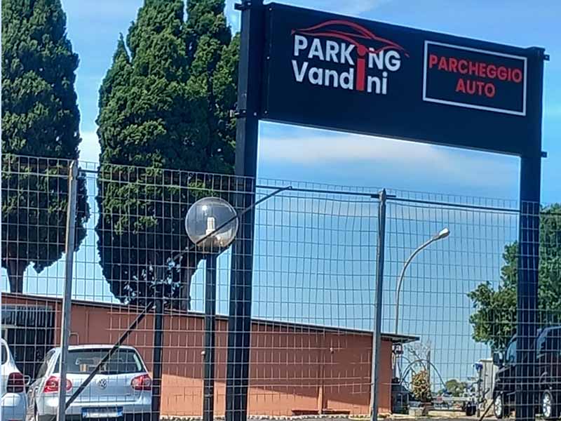Parking Vandini - Porto Civitavecchia Ingresso Parking Vandini - Porto Civitavecchia