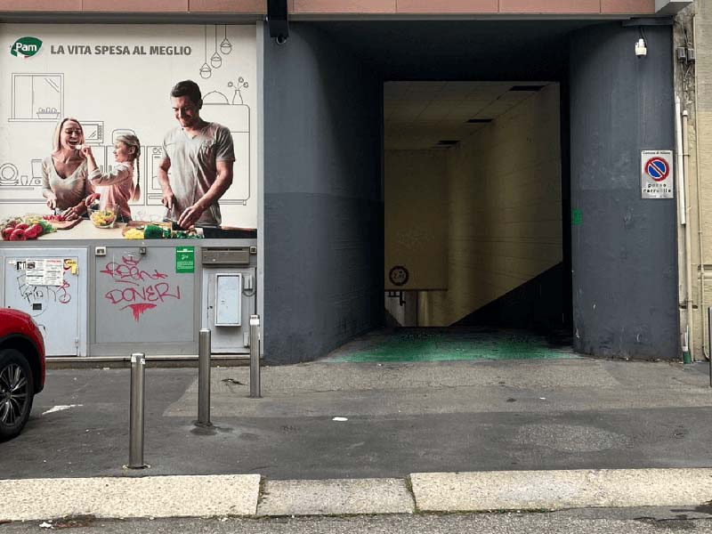 Garage Pam Bazzini - Milano centro città Ingresso Garage Pam Bazzini - Milano centro città