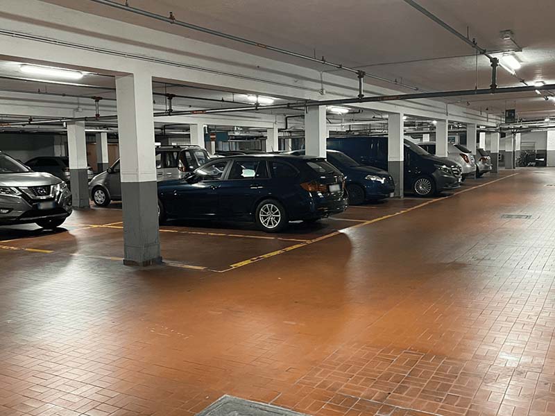 Garage Pam Padova - Milano centro città Posti auto al coperto Garage Pam Padova - Milano centro città